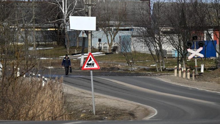 Ukrainian small plane crashed in Russian border region, pilot arrested, Russian security service says