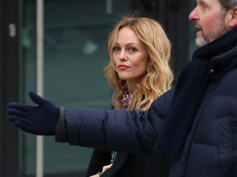 Vanessa Paradis faced with a cash question from Mohamed Bouhafsi in “C à vous” about her “dumb fans”: “Sometimes they wait for…”