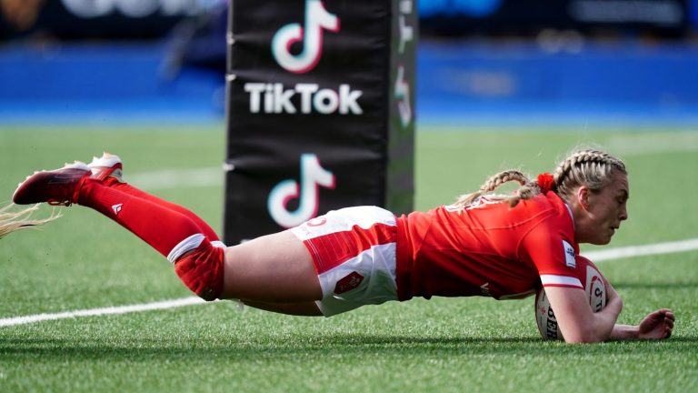 Wales triumph in Scotland and take first place