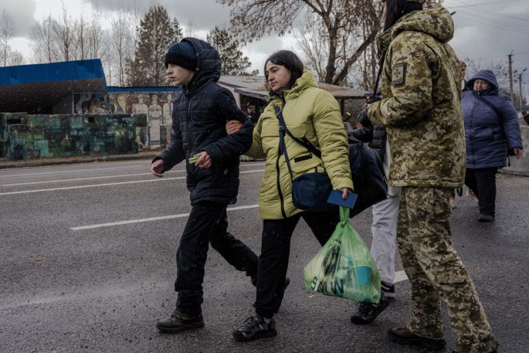 War in Ukraine |  Mothers free their children from the clutches of the invader