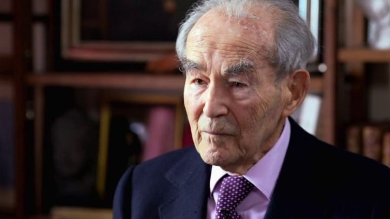 War in Ukraine: “The deportation of Ukrainian children to Russia is a form of cultural genocide”, says Robert Badinter