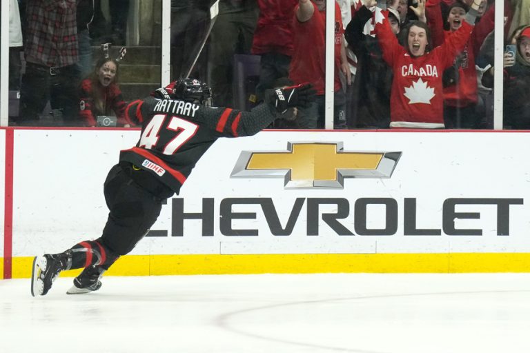 Women’s World Championship |  Canada beat USA 4-3 in shootout