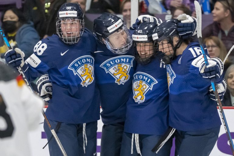 Women’s World Championship |  Finland easily beat Hungary 5-0