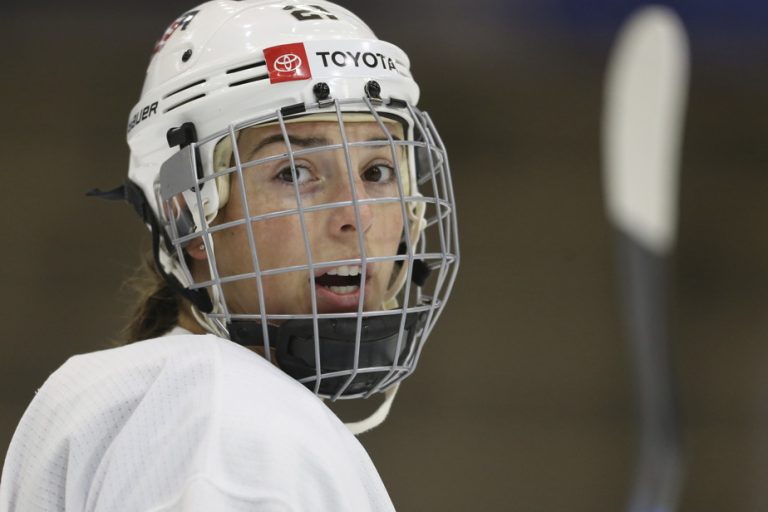 Women’s World Hockey Championship |  USA beats Japan 7-1 in curtain raiser