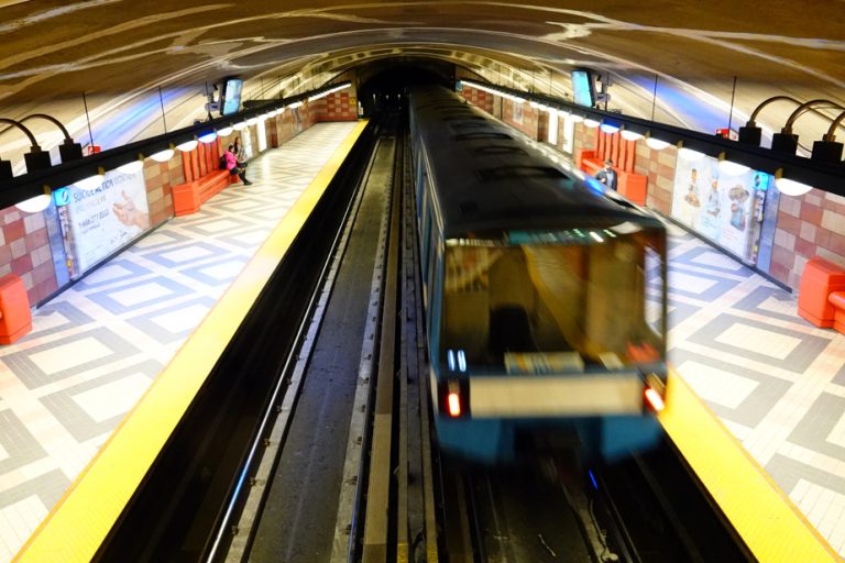 Works in the metro |  Several blue line stations will be closed on April 30