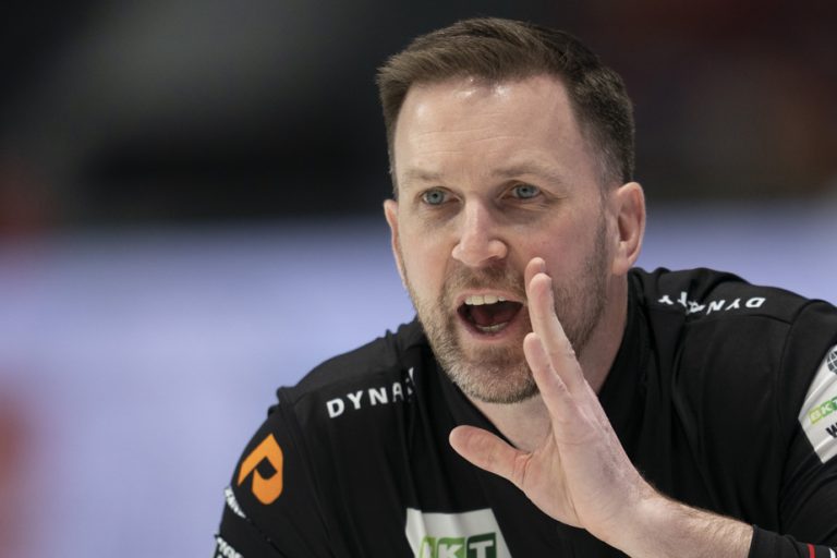 World Men’s Curling Championship |  Canadian Brad Gushue advances to the final