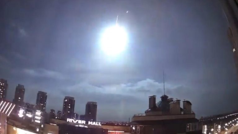 a flash observed in the sky of kyiv sows confusion