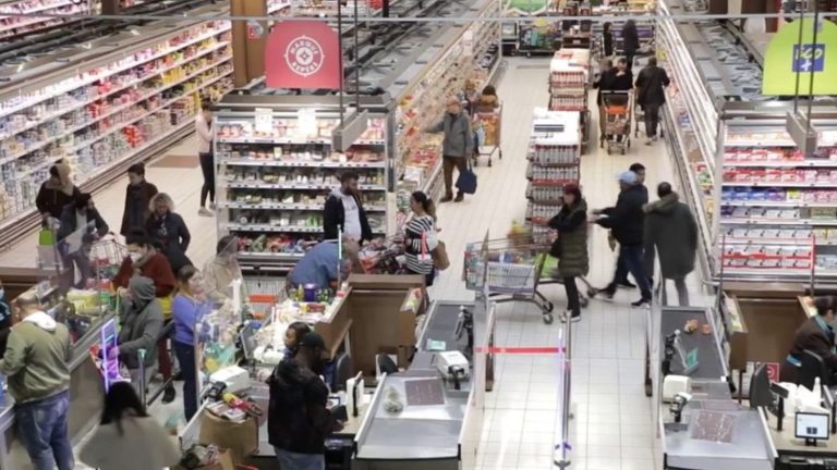 supermarkets record a drop in sales