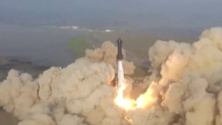 the Starship rocket explodes after four minutes of flight