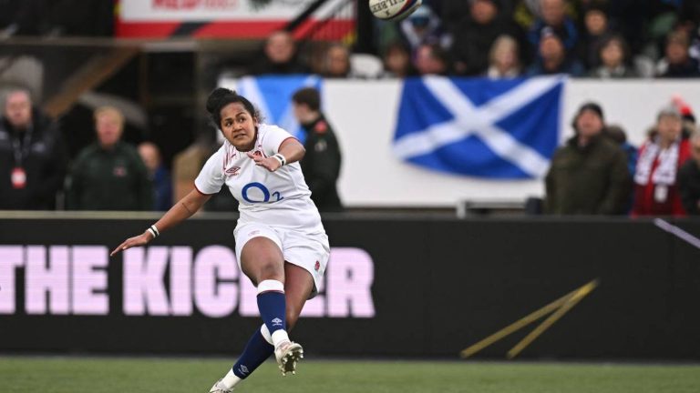 the game on foot, the last major axis of progression in women’s rugby