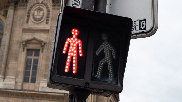 the goal is to remove “the misunderstanding with the little red man”, according to Road Prevention