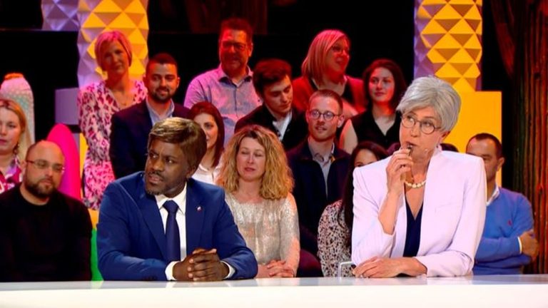 this Belgian television sketch parodying Emmanuel Macron and Elisabeth Borne goes around social networks