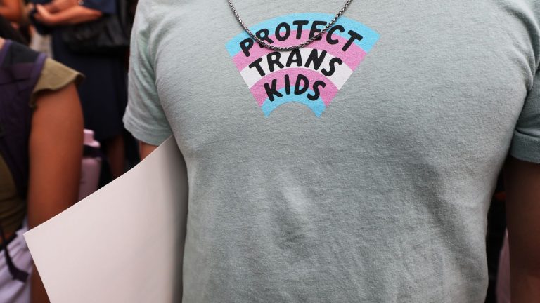 Texas votes to ban gender transitional care for minors