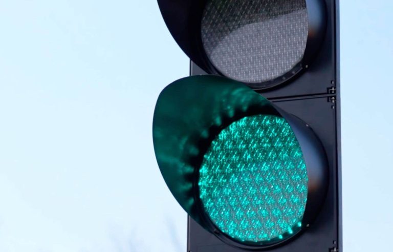 A “deceleration light” to improve pedestrian safety in Brossard