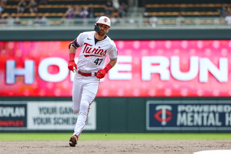 A third home run for Édouard Julien