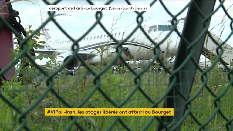 Benjamin Brière and Bernard Phelan landed at Le Bourget