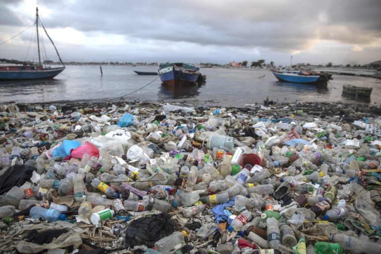 Can we eliminate plastic pollution by 2040?