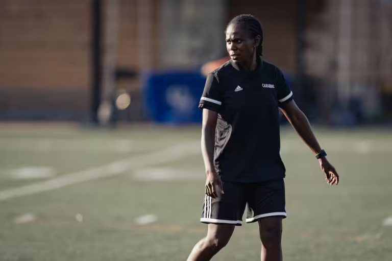 Carabins of the University of Montreal |  Nadège Akamse’s recipe for success