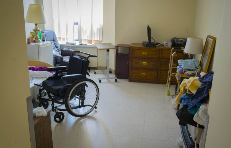 Caregivers feel abandoned by the government