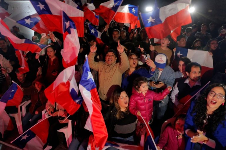 Chile |  The right of the right will be responsible for writing the new constitution