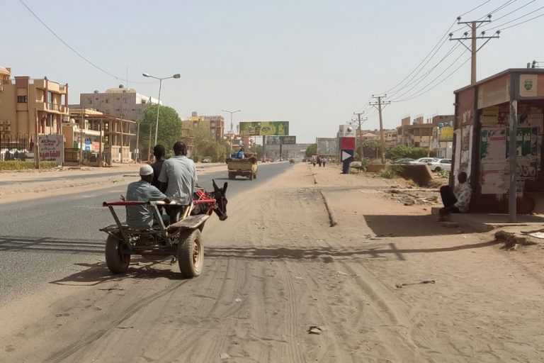 Conflict in Sudan |  Both sides accuse each other of violating truce, civilians still trapped