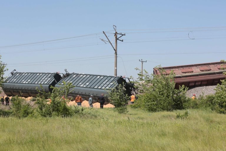 Crimea: Suspicious derailment of a grain train