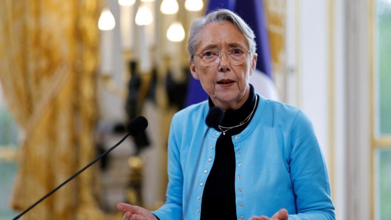 DIRECT.  Elisabeth Borne receives the unions at Matignon to try to “re-establish a peaceful and constructive dialogue”