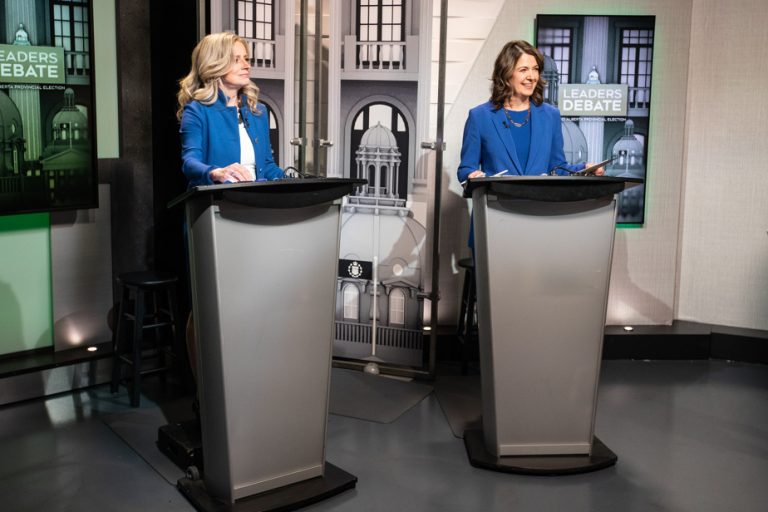 Election campaign in Alberta |  A conflict of interest at the center of a televised debate