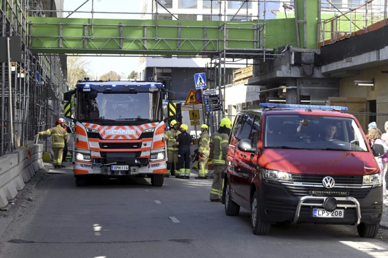 Finland |  Several children injured in the collapse of a footbridge