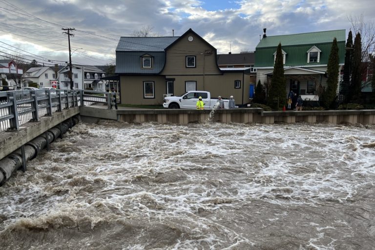 Floods in Charlevoix |  “It’s unheard of”, Baie-Saint-Paul split in two