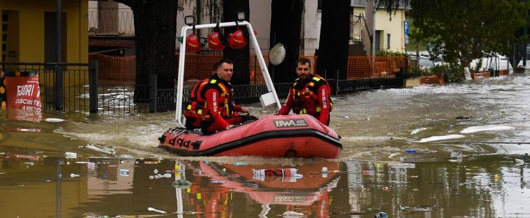 Floods in Italy: at least eight dead, the F1 GP canceled