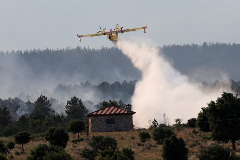 Forest fires subside in Spain