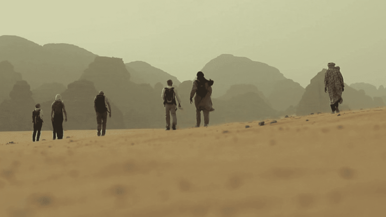 French tourists back in the Algerian desert