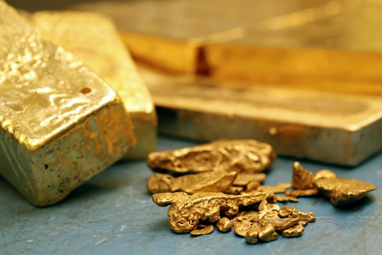 Gold has never sold so expensive in Canadian dollars