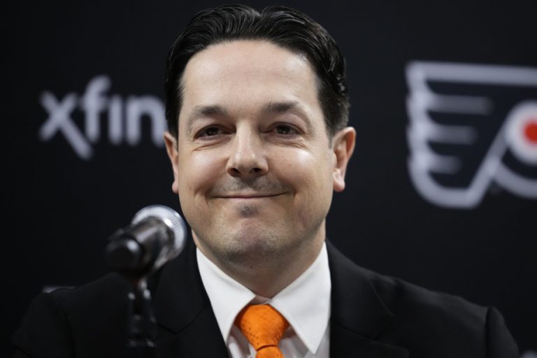 Hiring of Keith Jones and Daniel Brière |  Flyers reject criticism