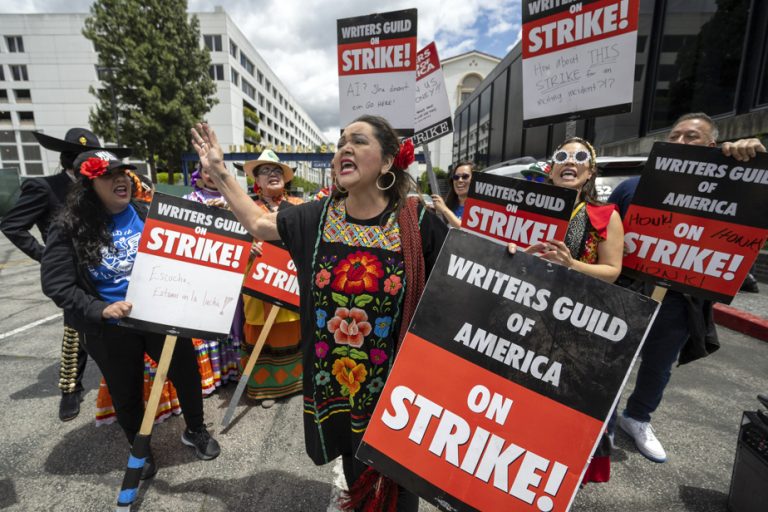 Hollywood |  Writers’ strike sows uncertainty for Canadian artists