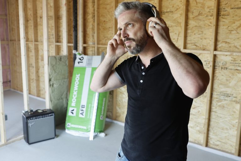 How do you know if a condo is well soundproofed?