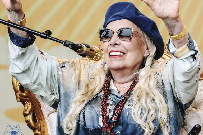 Joni Mitchell’s surprise performance at the Newport Folk Festival adapted for an album