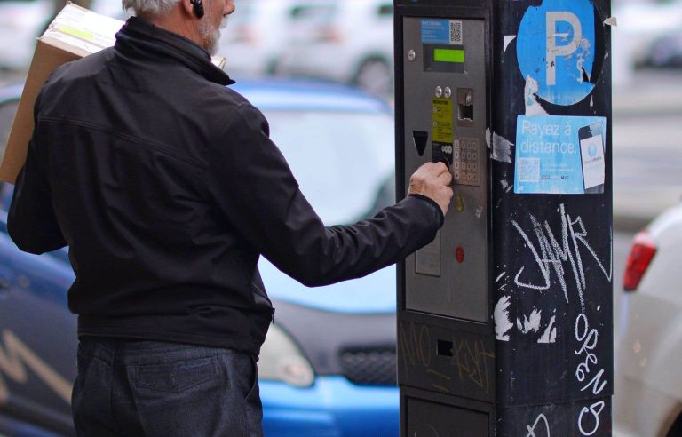 Montreal maintains the status quo on the parking meter pricing schedule