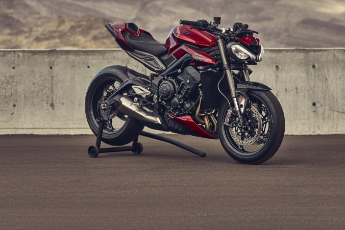 Motorcycle — Triumph Street Triple 765 2023 |  Return to life of an abandoned and regretted formula