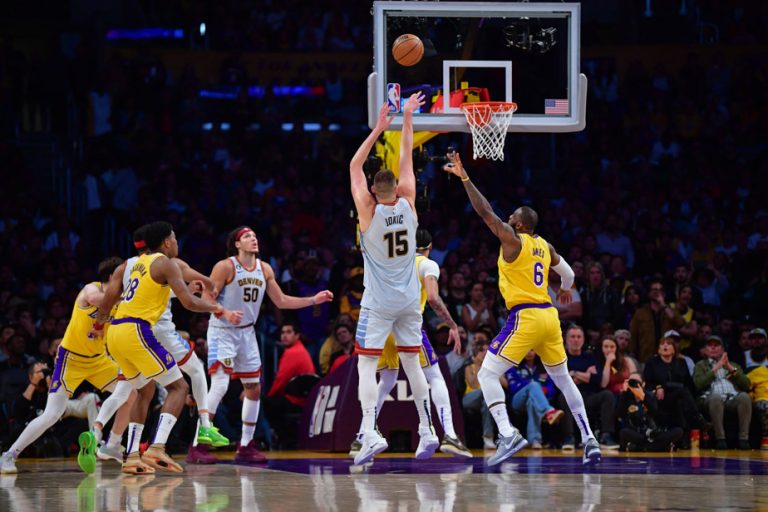 NBA |  Lakers eliminated, Nuggets qualify for first time