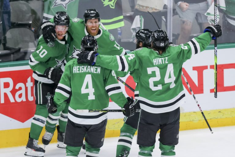 NHL playoffs |  Stars still alive