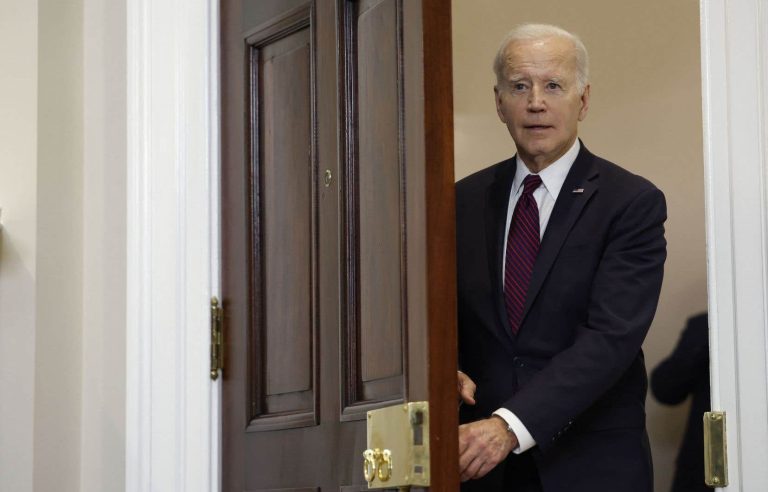 No progress on debt between Biden and the opposition