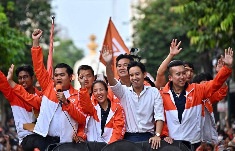 Orange wave in Thailand, a pro-democracy coalition is emerging