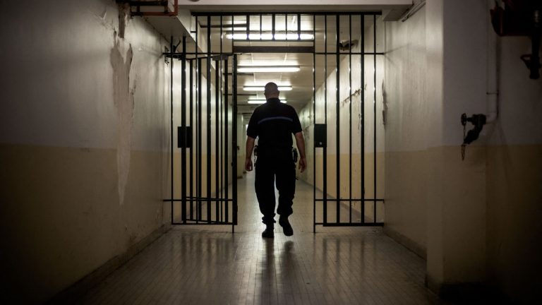 Overcrowded prisons, violence, dilapidation… What to remember from the annual report of the Controller General of Places of Deprivation of Liberty