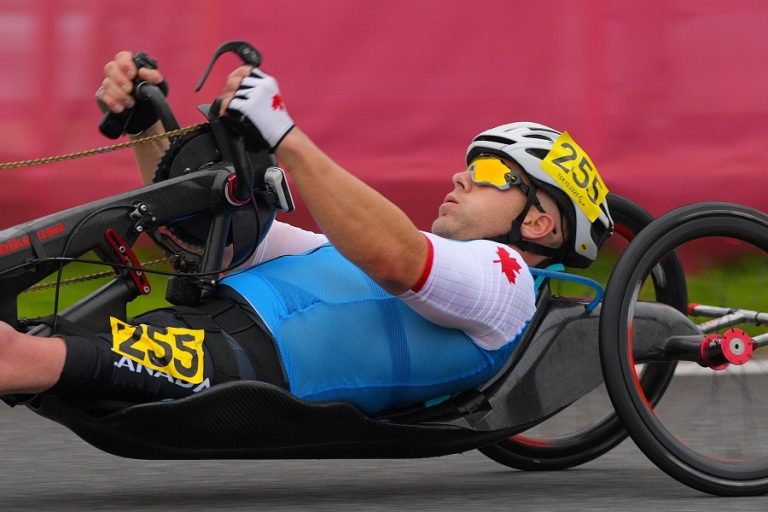 Para-cycling |  A puncture does not undermine the morale of Charles Moreau