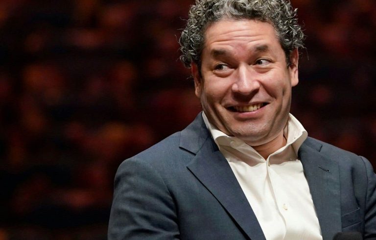 Paris Opera superstar conductor Gustavo Dudamel resigns