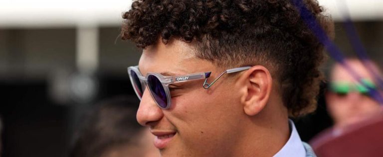 Patrick Mahomes thinks more about the Super Bowl than money