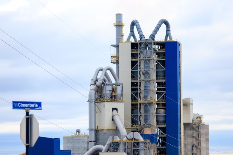 Plan for a green economy |  Quebec will force cement factories to reduce their GHG emissions