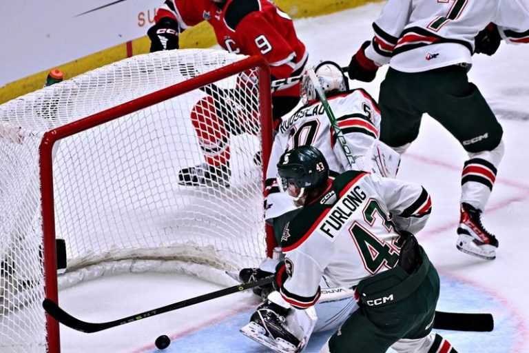 QMJHL Final |  The Remparts win the first game against the Mooseheads 5-1